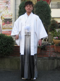 成人式・卒業式の袴・着付セットのご予約も承っております