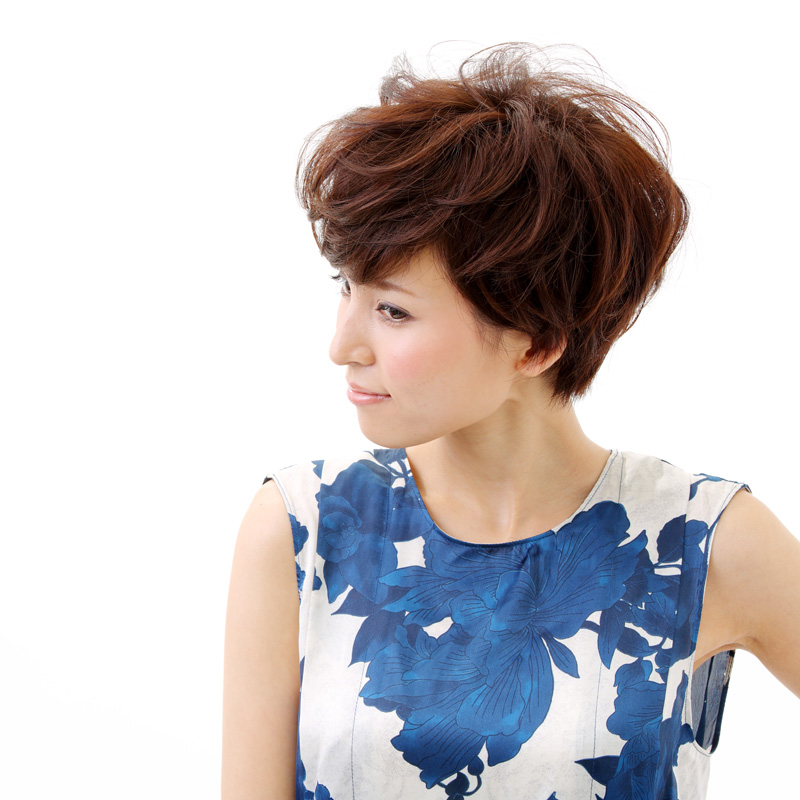 ショートヘアスタイル